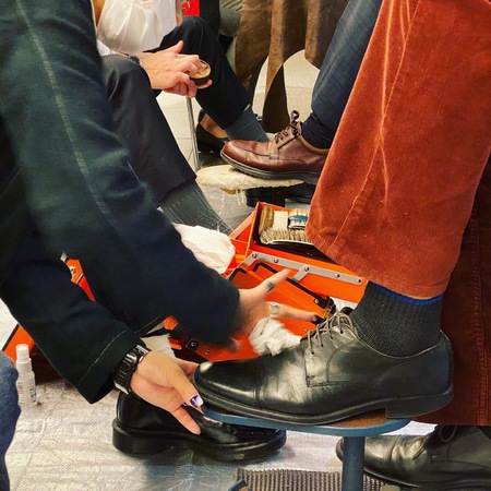 靴磨きイベント "BHS street shoeshine"